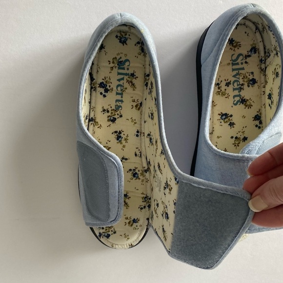 Easy Closure Comfort Slip On Slip Resistant Slippers House Shoes Size 10 - Picture 4 of 12